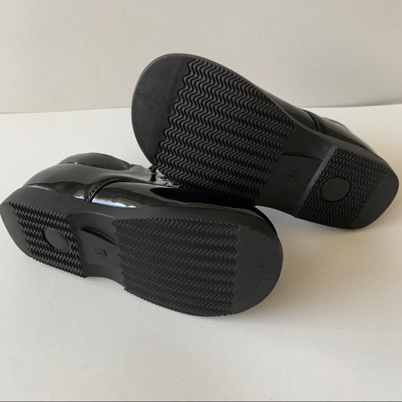 Fouger USA toddler shiny black dress shoes - Picture 5 of 8